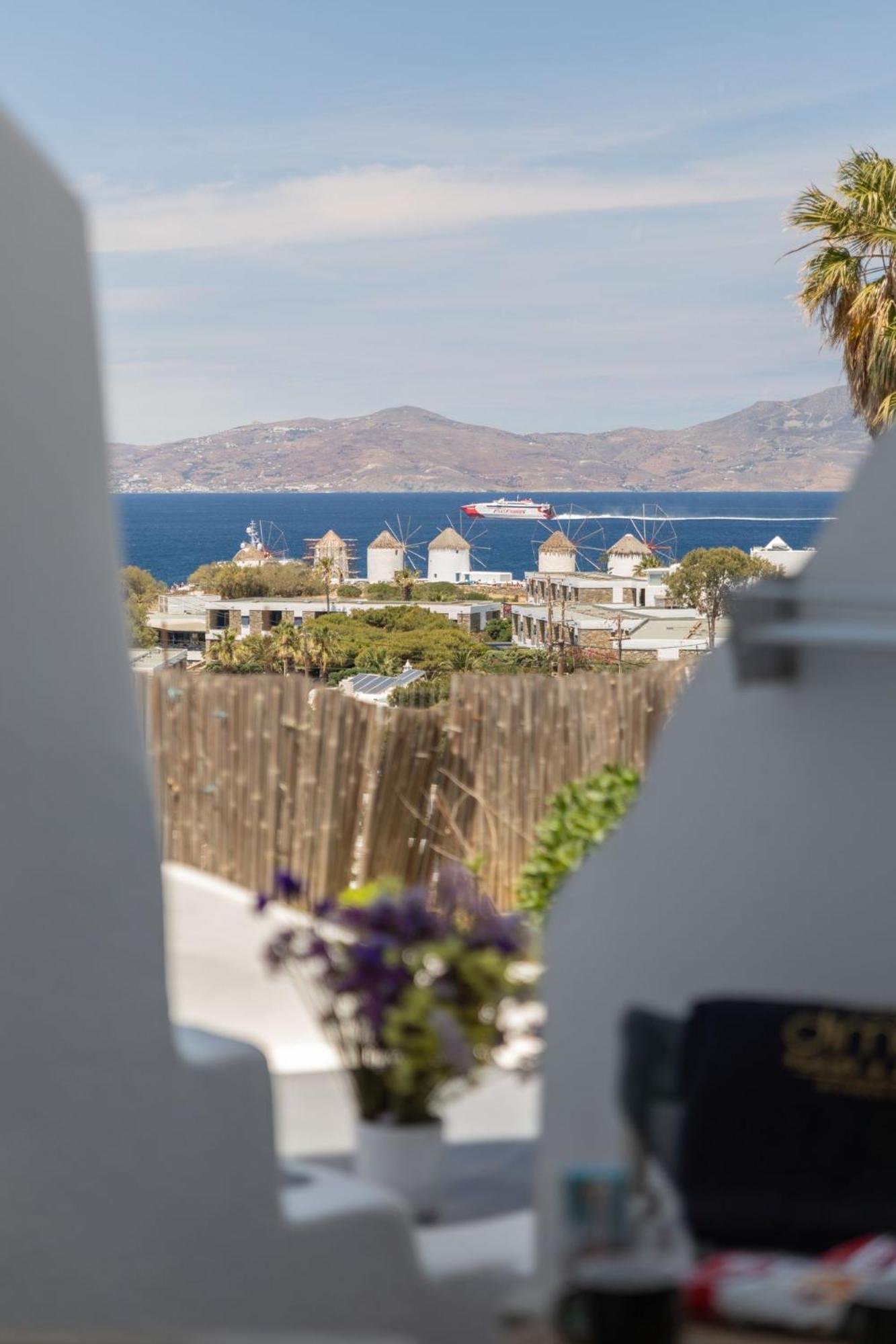 Deluxe Triple Room Sea View