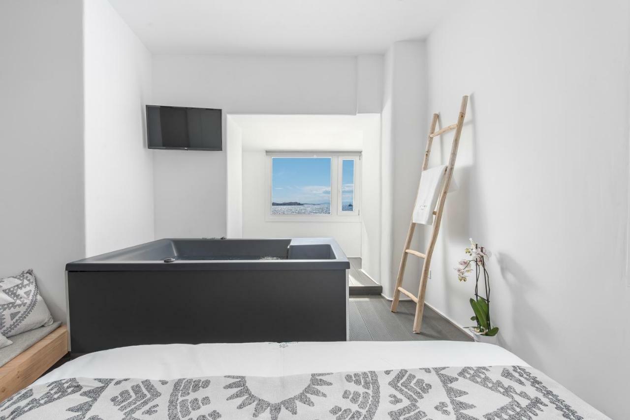 Executive Sea View Suite Indoor Hot Tub