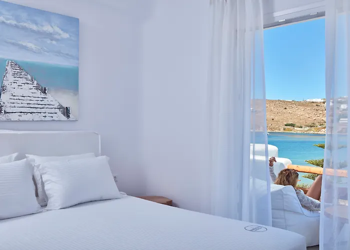 Mykonos Waves Beach House & Suites Ornos 
