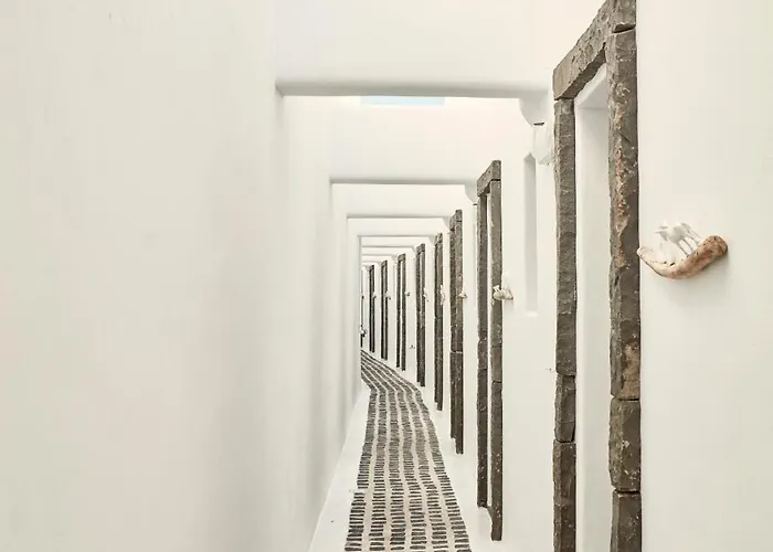 Myconian Utopia Relais & Chateaux Elia (Mykonos)