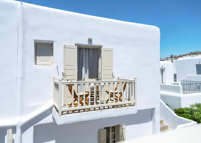 Twins-Trisa Apartments Ornos 