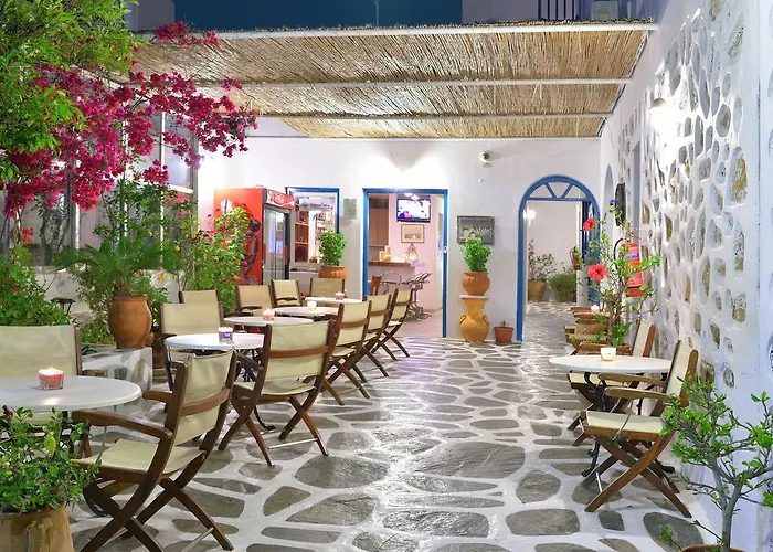 Mykonos Town hotels near Matoyianni Street